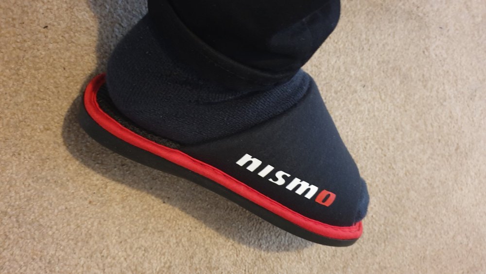 nismo_slipper.jpg nismo_slipper.jpg